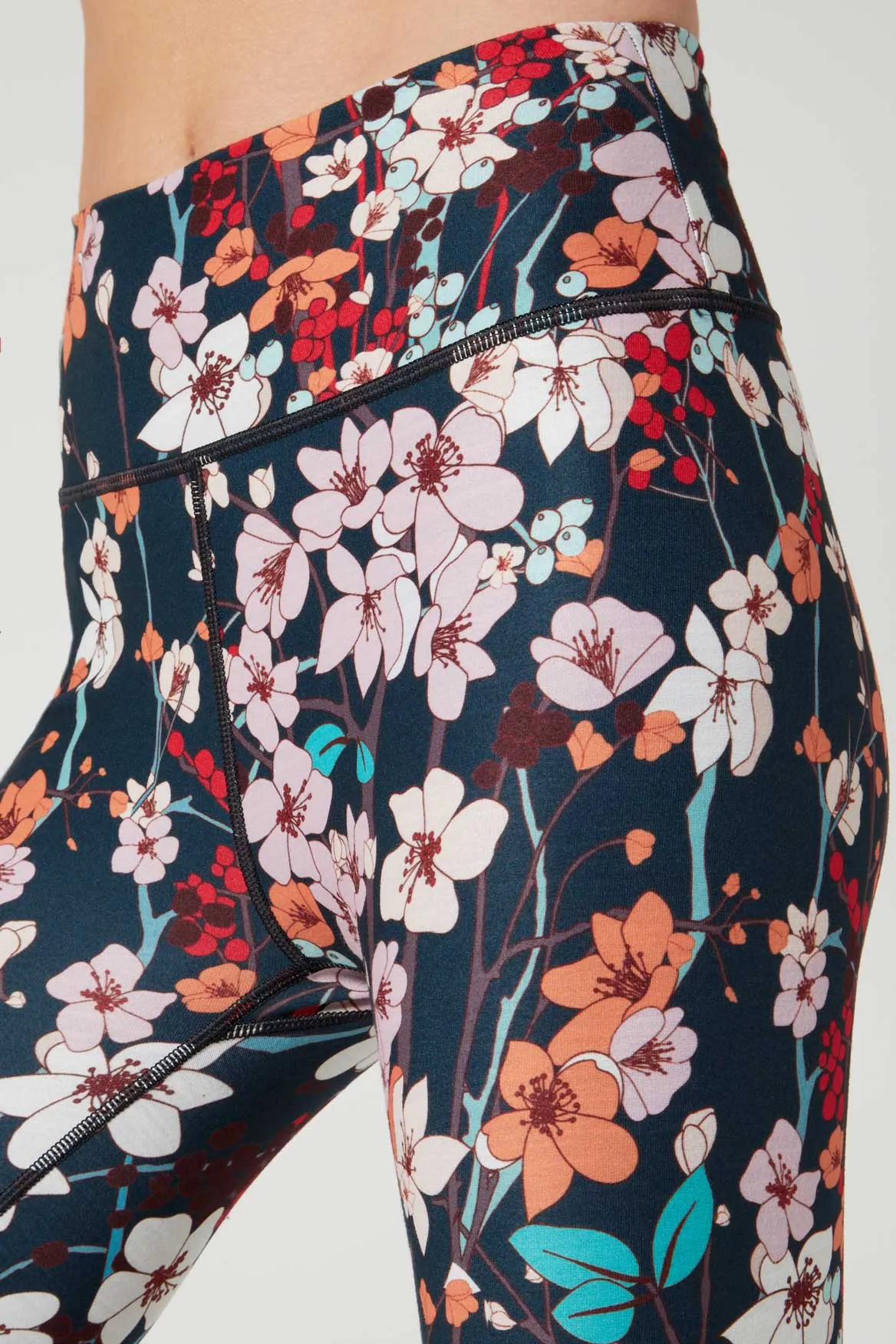 Camila Cropped Front Pocket Legging Midnight Glory