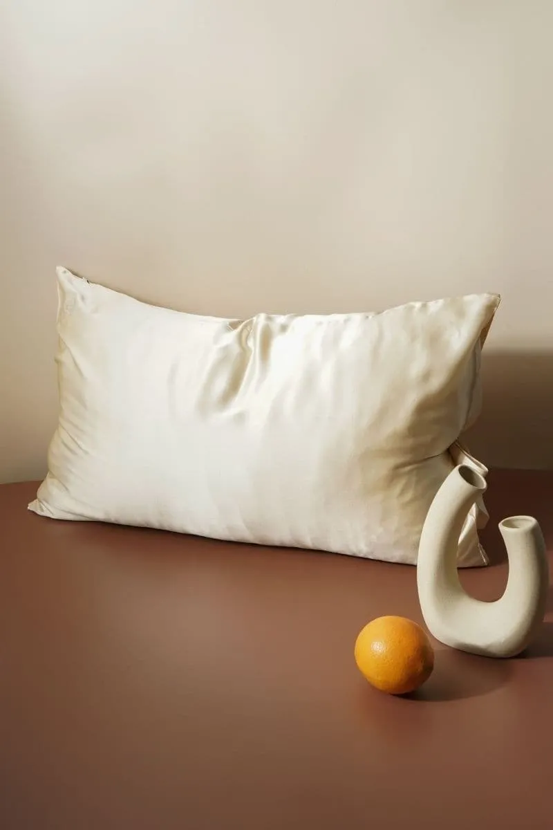 CLASSIC QUEEN-SIZE SILK PILLOWCASE - CHAMPAGNE