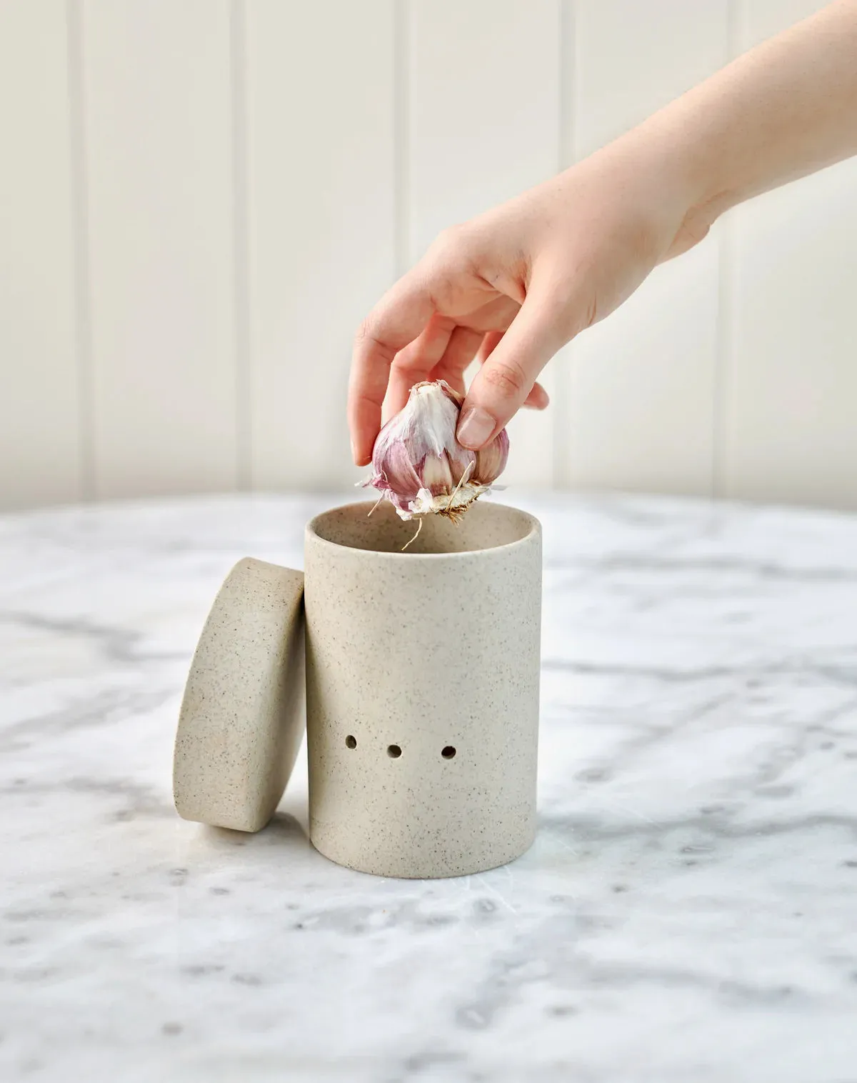 Garlic Canister - Handy Little Things
