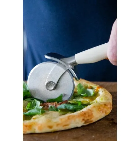 Kitchenaid Coreline Pizza Wheel  Almond Cream